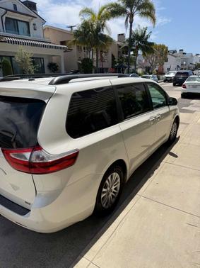 White 2017 Toyota Sienna XLE Premium