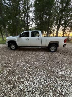 White 2011 Chevrolet Silverado 2500 Work Truck