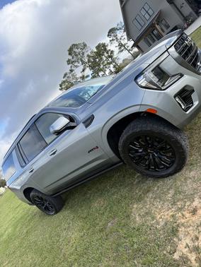 2023 GMC Yukon XL AT4