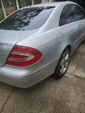 Silver 2004 Mercedes-Benz CLK-Class 320