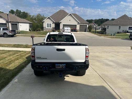 White 2006 Toyota Tacoma Access Cab