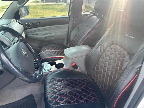 White 2006 Toyota Tacoma Access Cab