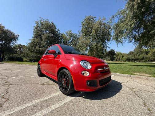 Red 2015 FIAT 500 Sport