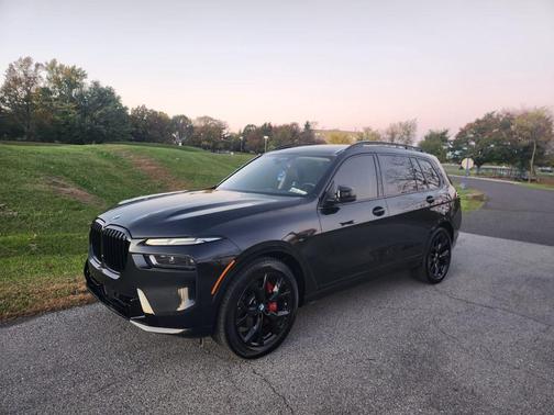 Black 2025 BMW X7 xDrive40i