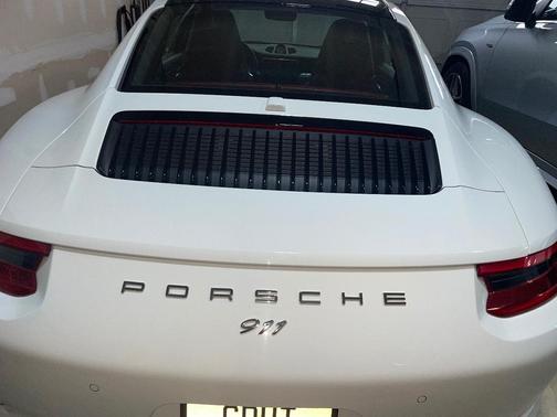 White 2017 Porsche 911 911 Carrera