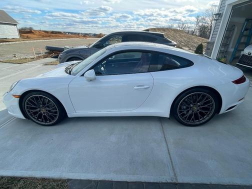 White 2017 Porsche 911 911 Carrera