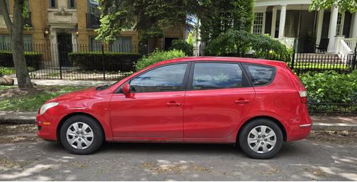 2012 Hyundai Elantra Touring GLS