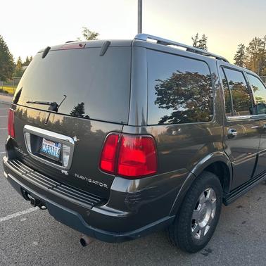 2005 Lincoln Navigator Luxury