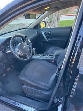 Black 2012 Nissan Rogue SV