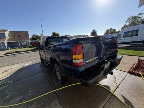 2001 Chevrolet Silverado 2500 LS H/D Crew Cab