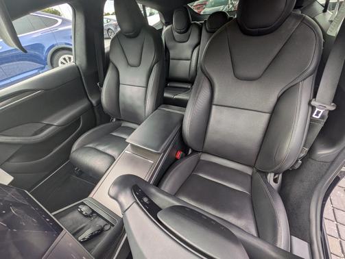 2021 Tesla Model S Plaid