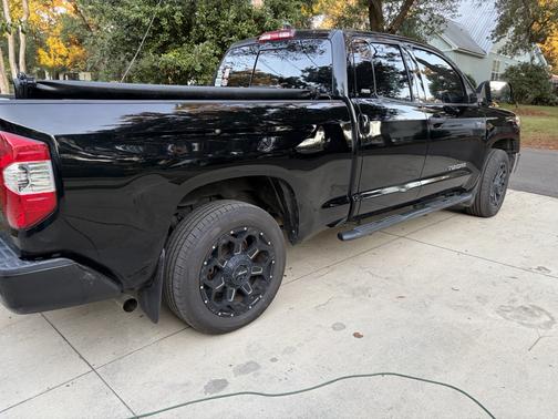 Black 2021 Toyota Tundra SR5