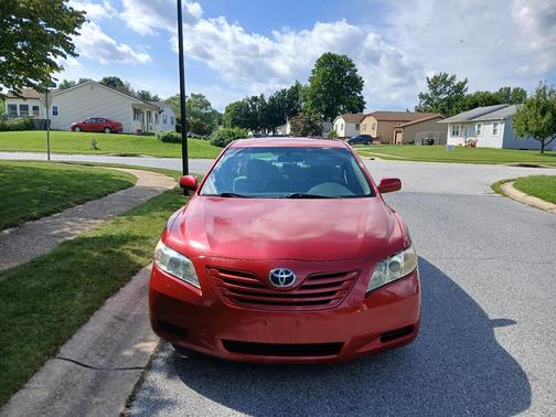 Red 2007 Toyota Camry LE