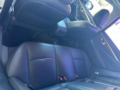 White 2014 INFINITI Q50 Premium