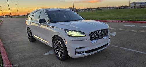 White 2020 Lincoln Aviator Reserve RWD