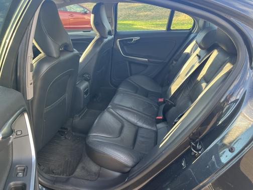 Blue 2012 Volvo S60 T6