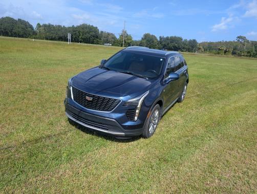 2020 Cadillac XT4 Premium Luxury