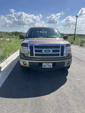 Brown 2011 Ford F-150 Lariat