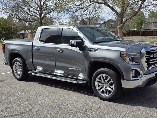 Gray 2021 GMC Sierra 1500 SLT