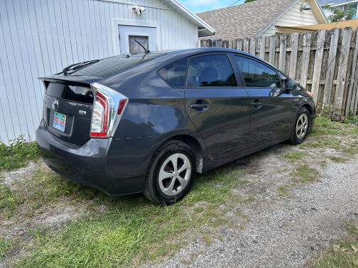 2015 Toyota Prius Three