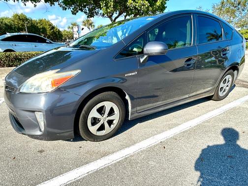 2015 Toyota Prius Three