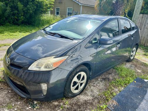 2015 Toyota Prius Three