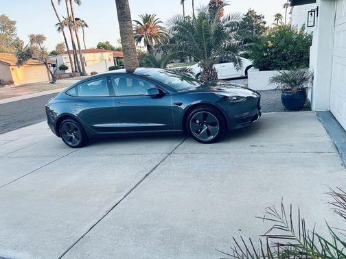 2023 Tesla Model 3 Base