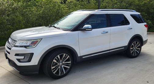2017 Ford Explorer Platinum