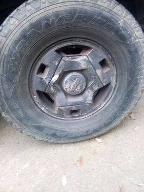 1995 Nissan Pathfinder XE-V6 4WD