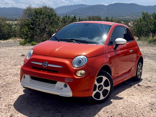 2017 FIAT 500e Battery Electric