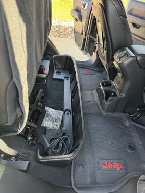 Gray 2022 Jeep Gladiator Rubicon