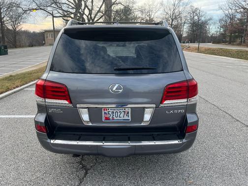 2014 Lexus LX 570 Base