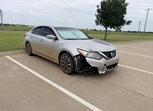 Silver 2016 Nissan Altima 2.5 S