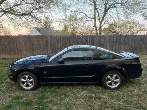2007 Ford Mustang Premium