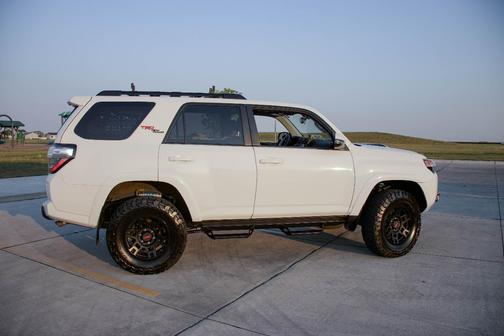 White 2018 Toyota 4Runner TRD Off Road