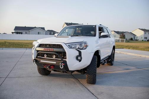 White 2018 Toyota 4Runner TRD Off Road