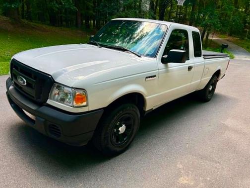 White 2011 Ford Ranger XL