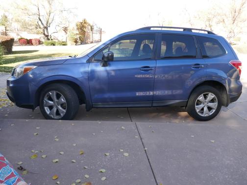 2015 Subaru Forester 2.5i