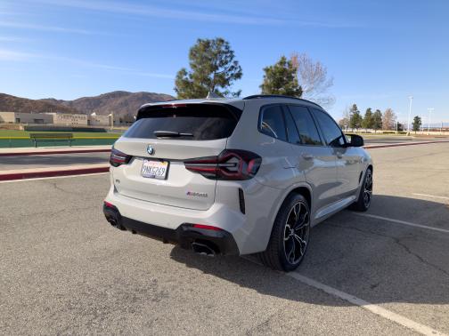 2024 BMW X3 M40i