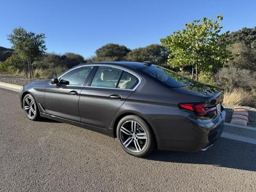 Gray 2021 BMW 530 i