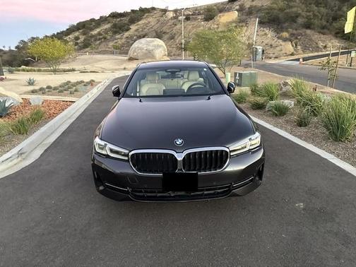Gray 2021 BMW 530 i