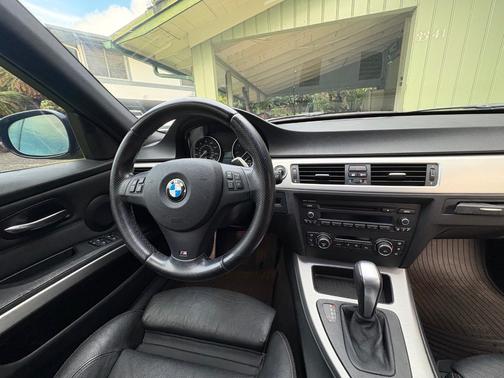 2012 BMW 328 i
