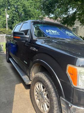 Black 2011 Ford F-150 Lariat