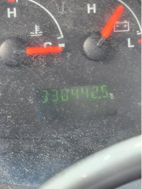 2005 Ford E150 Base