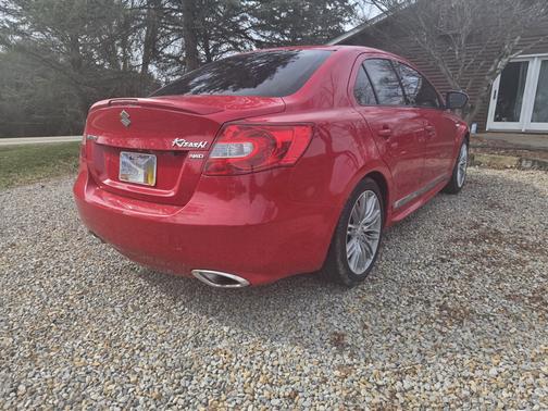 2011 Suzuki Kizashi Sport GTS