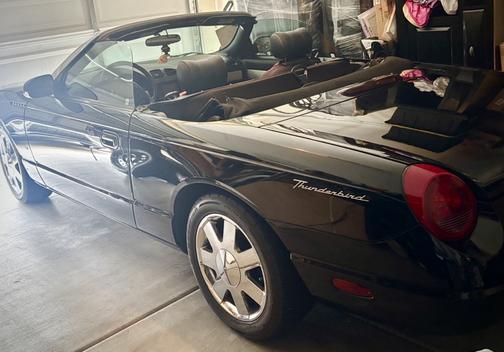 2003 Ford Thunderbird Deluxe