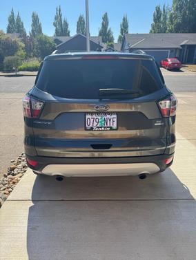 Gray 2017 Ford Escape SE