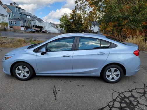 2018 Chevrolet Cruze LS