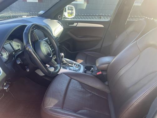 2017 Audi SQ5 3.0T Prestige