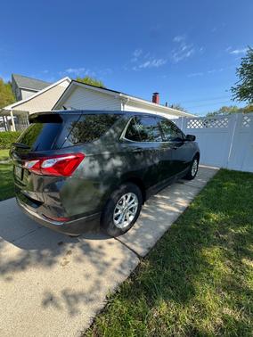 Gray 2019 Chevrolet Equinox LT